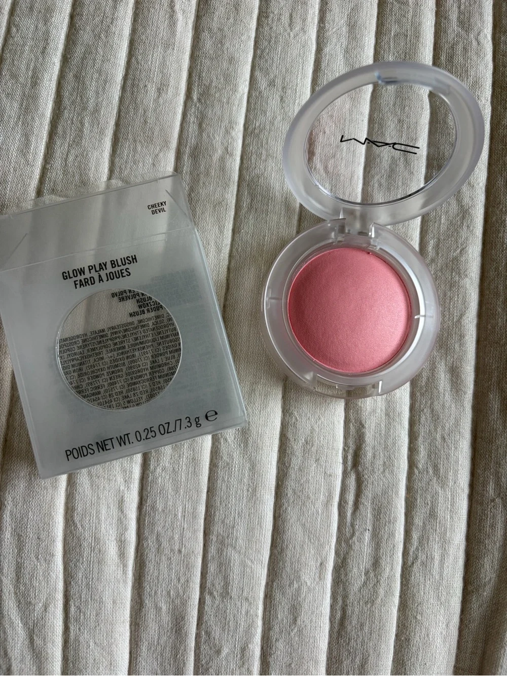MAC Cosmetics sheer luminous
